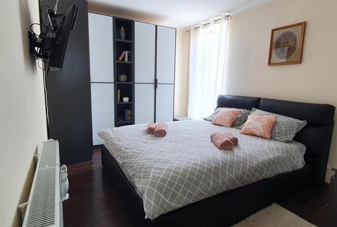 Apartments Tb Porat  Bagian luar foto