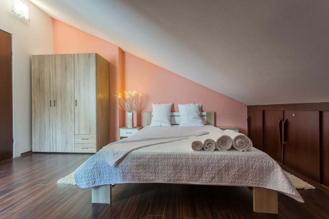 Apartments Tb Porat  Bagian luar foto