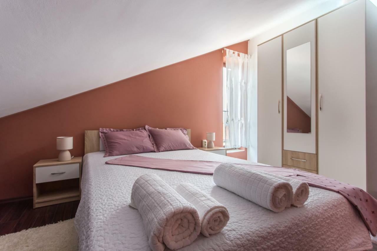 Apartments Tb Porat  Bagian luar foto